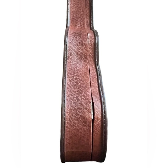 American Girl guitar case - Picture 5 of 8